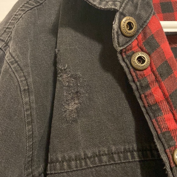 American Eagle Distressed Plaid Lined Shacket - Picture 3 of 5